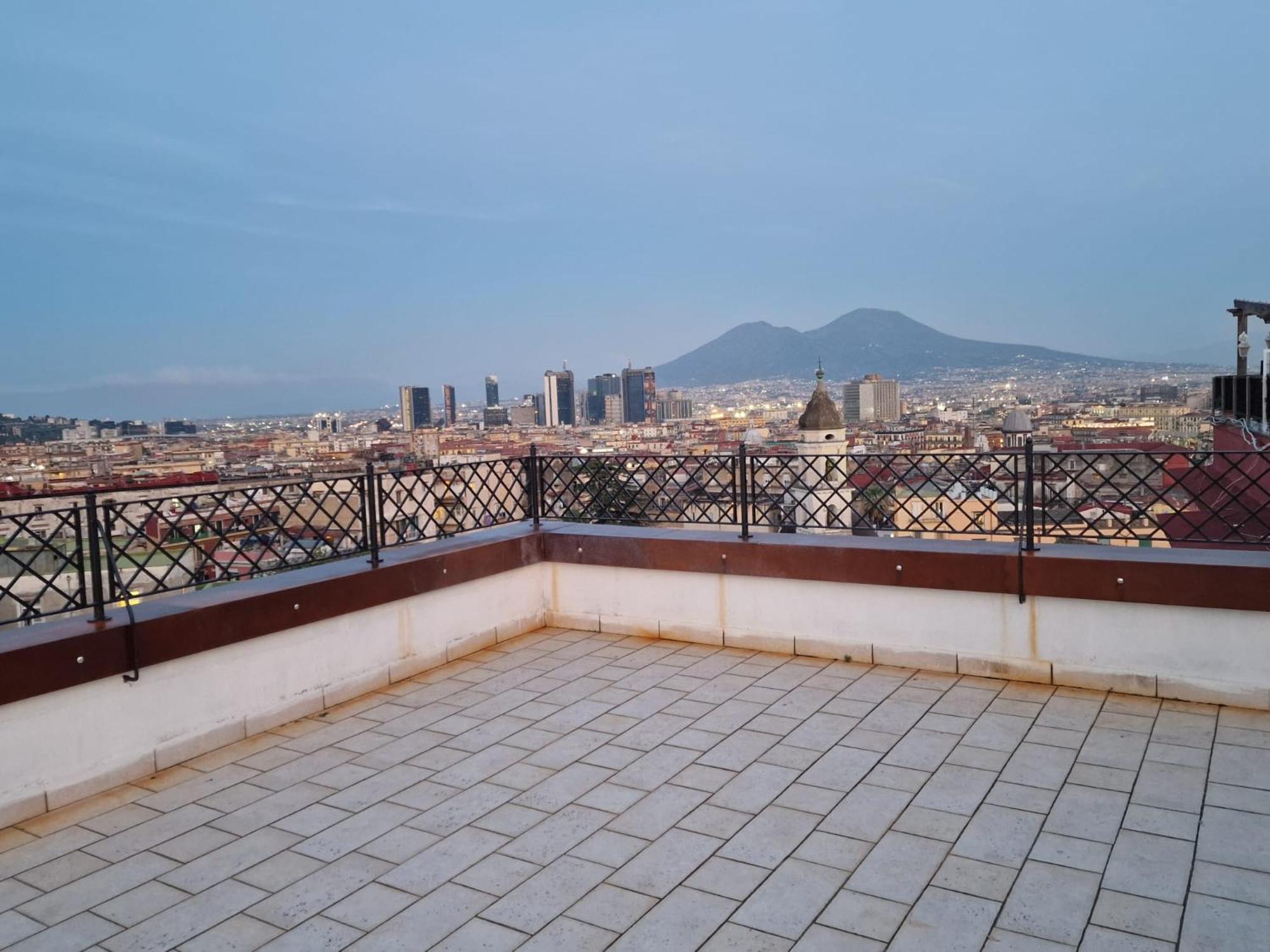 Faccia Gialla Napoli Casa Vacanze Extérieur photo